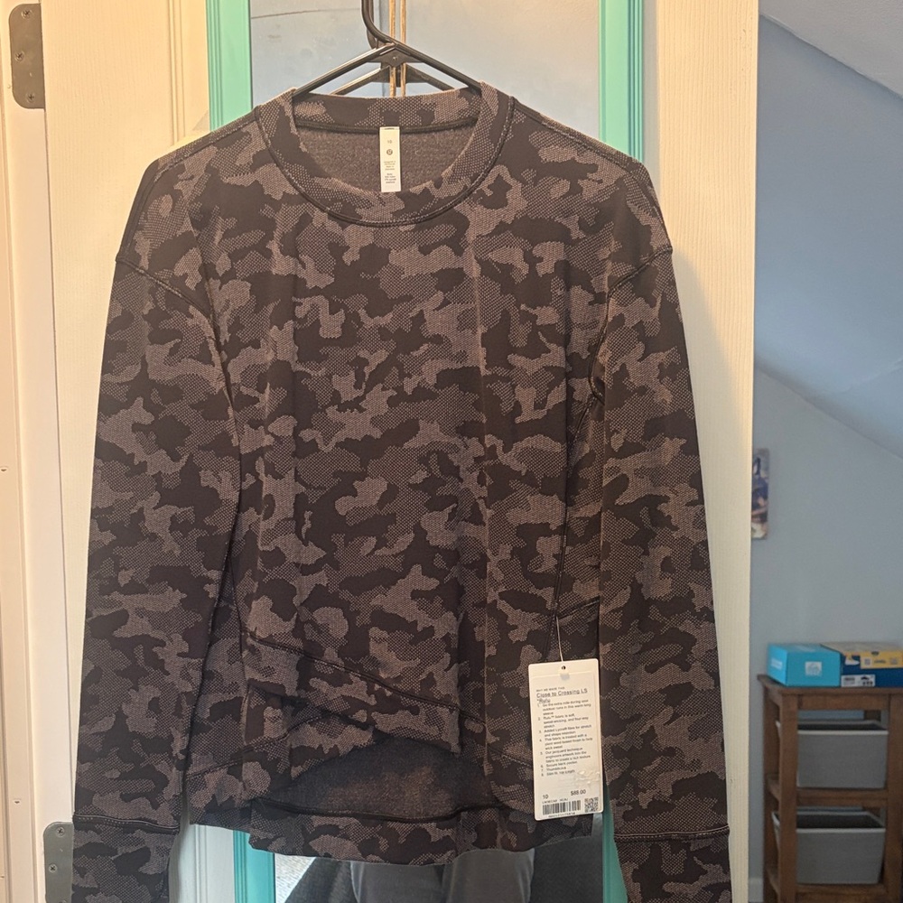 Lululemon Athletica Black Camouflage Top